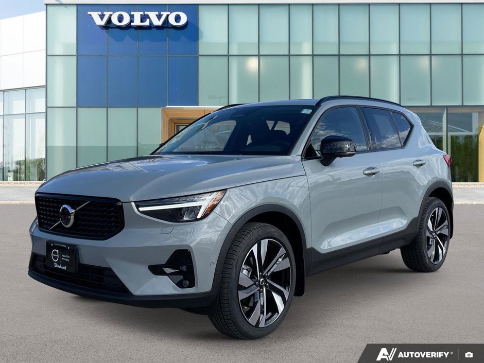 2026 Volvo XC40 Plus Dark Theme-0