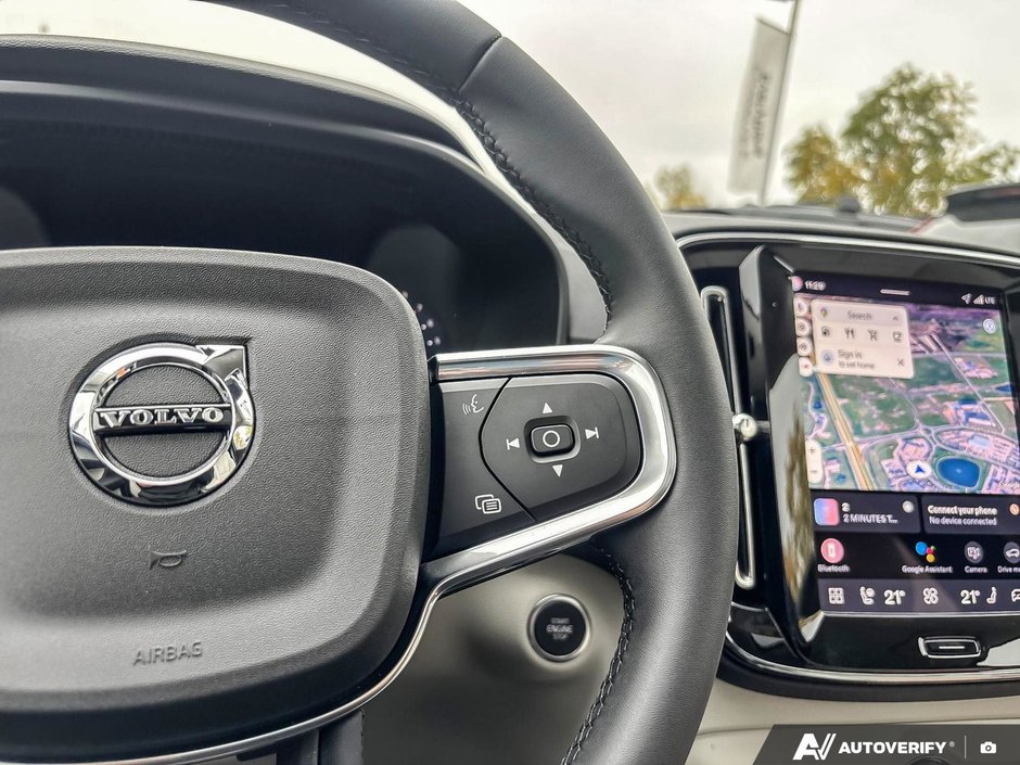 2026 Volvo XC40 Ultra Dark Theme-16