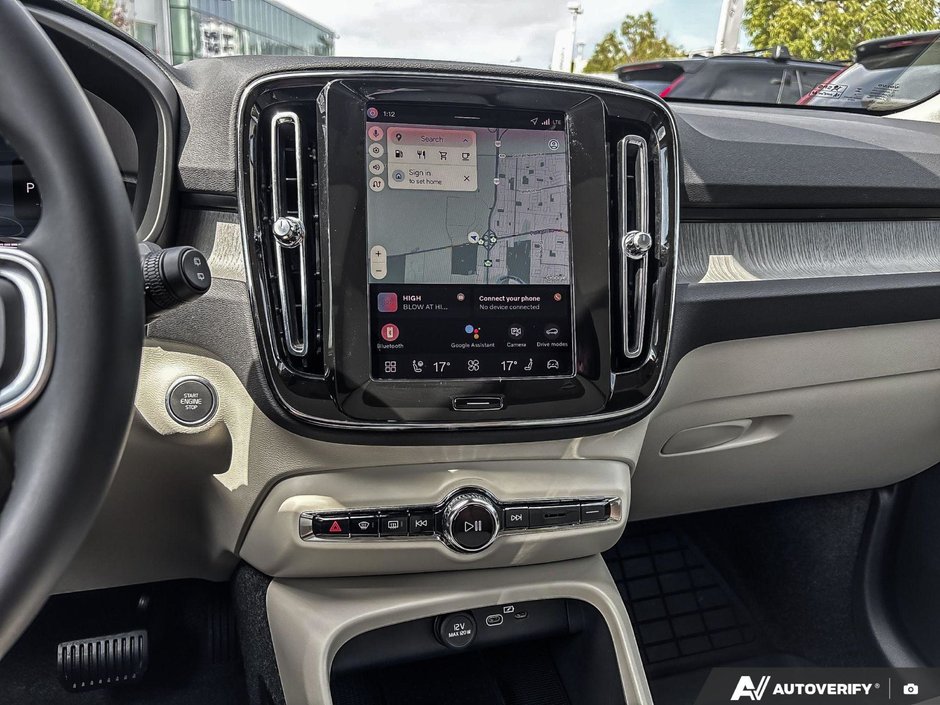 2026 Volvo XC40 Plus Dark Theme-16