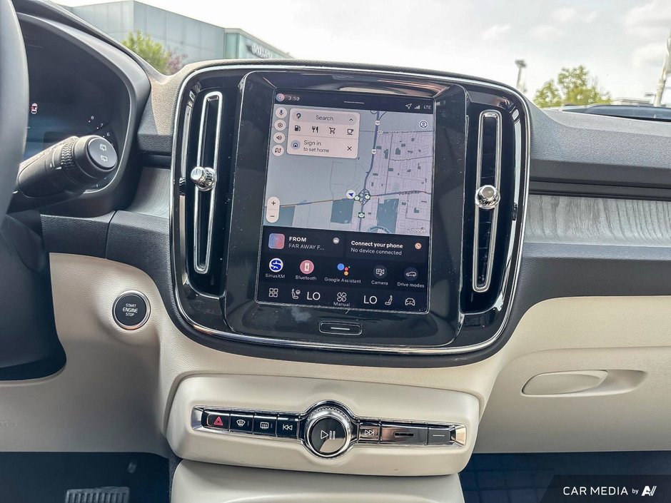 2026 Volvo XC40 Plus Dark Theme-19