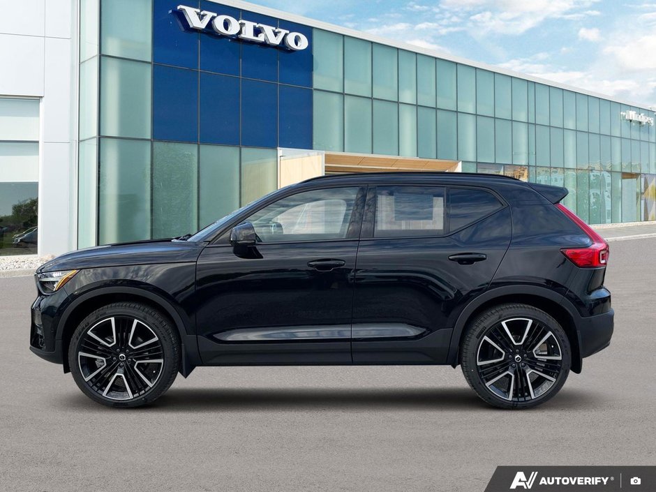 2026 Volvo XC40 Ultra Dark Theme-2