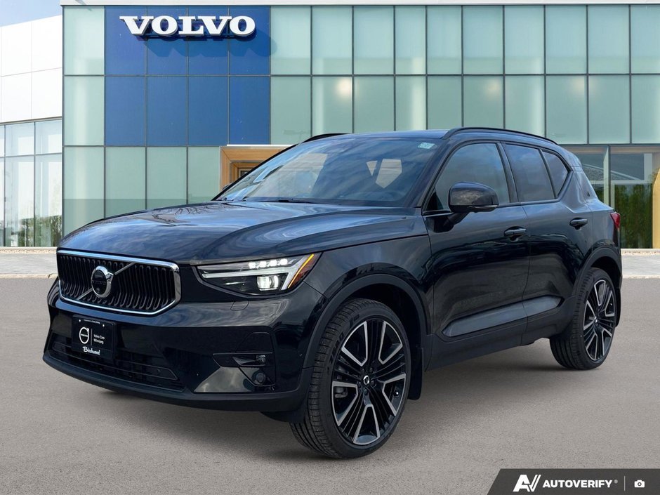 2026 Volvo XC40 Ultra Dark Theme-0