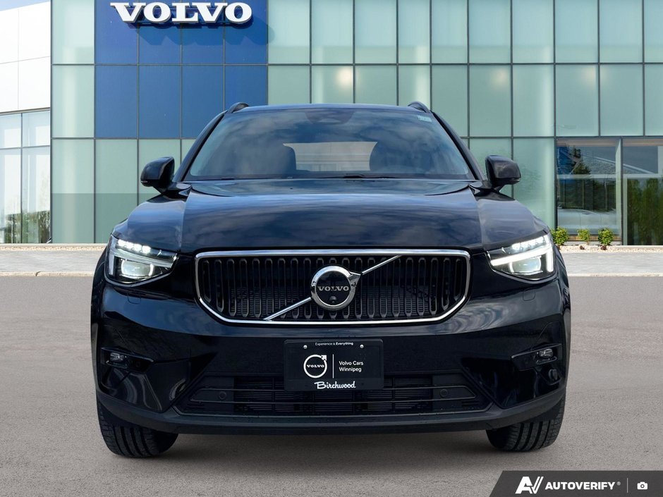 2026 Volvo XC40 Ultra Dark Theme-5