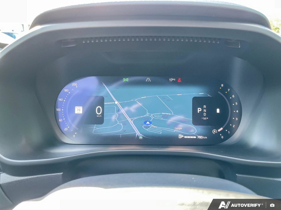 2026 Volvo XC40 Plus Dark Theme-15