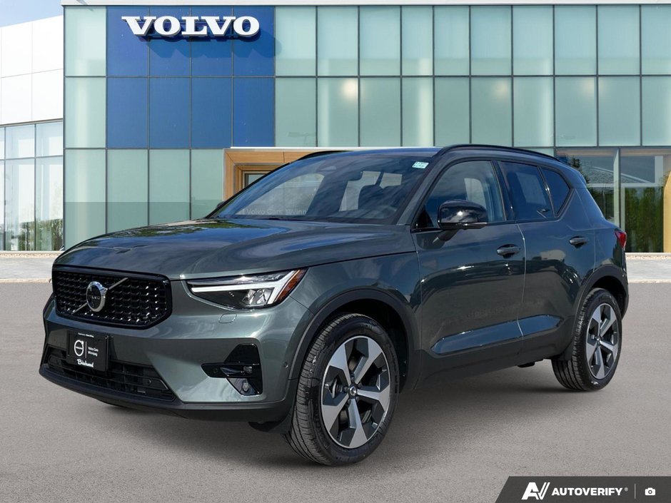 2026 Volvo XC40 Plus Dark Theme-0