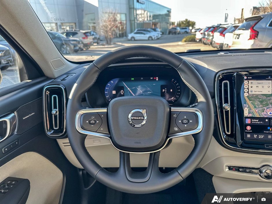 2026 Volvo XC40 Ultra Dark Theme-14