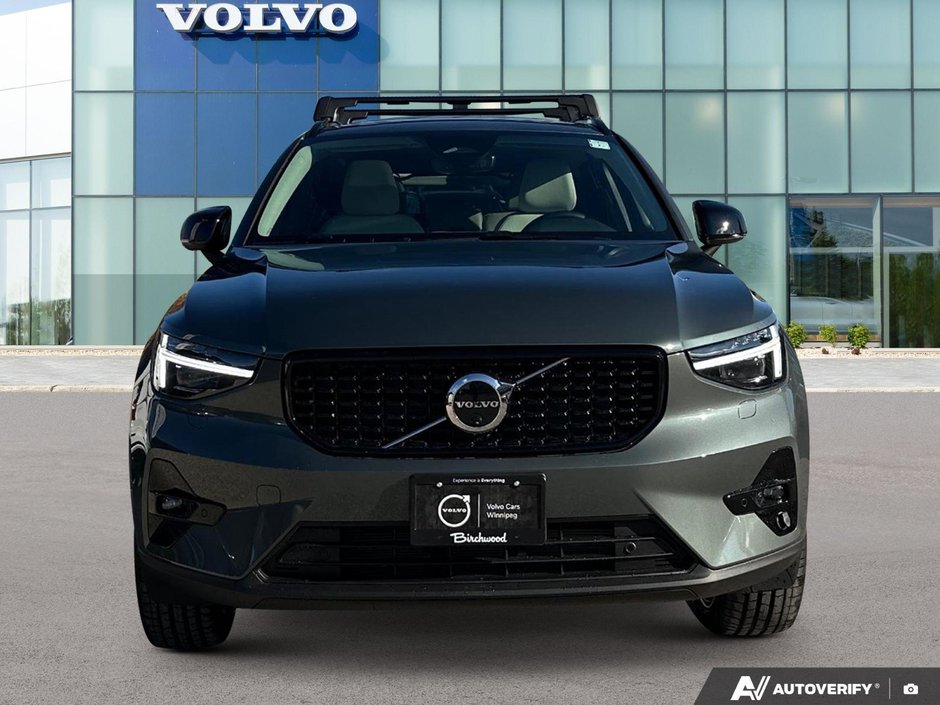 2026 Volvo XC40 Ultra Dark Theme-5