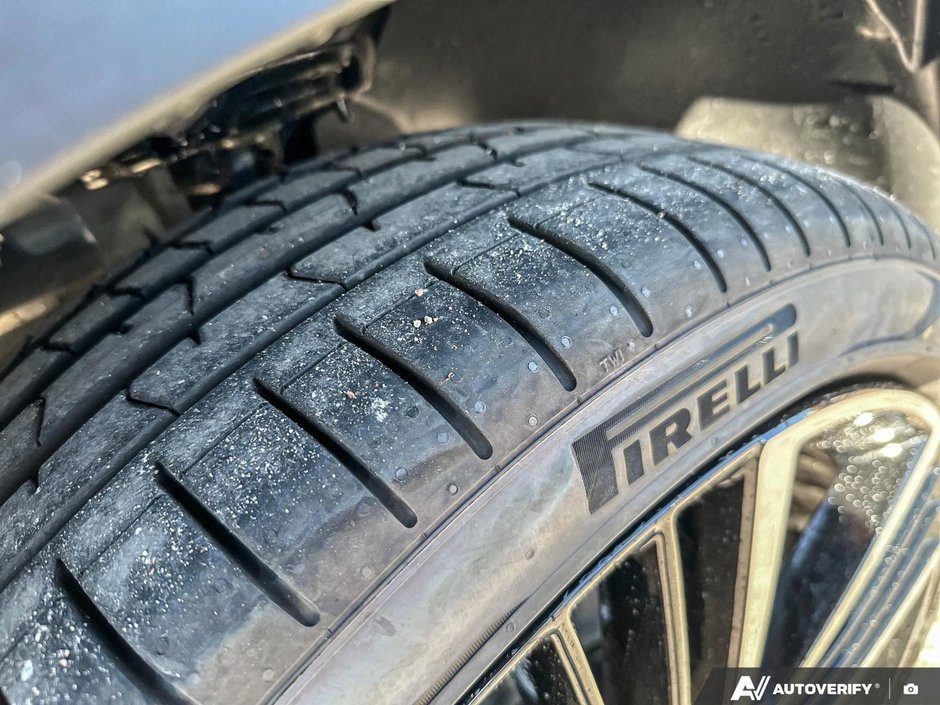 2026 Volvo XC40 Ultra Dark Theme-10