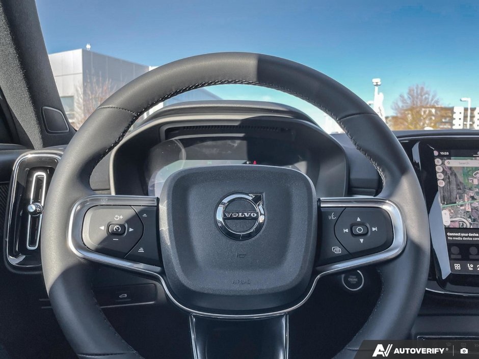 2026 Volvo XC40 Ultra Black Edition-14