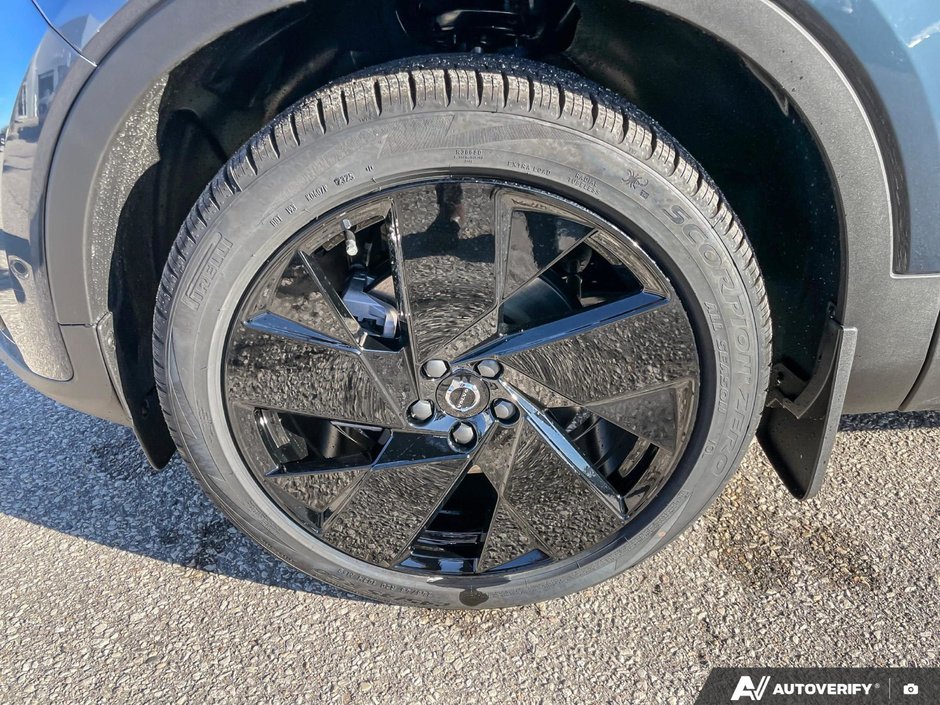 2026 Volvo XC40 Ultra Black Edition-9