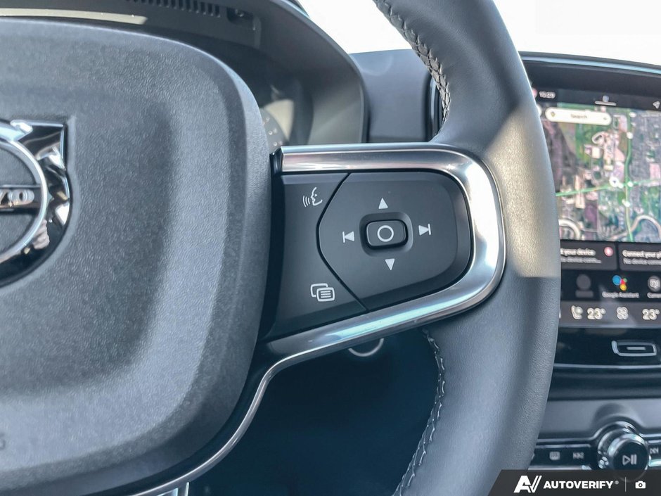 2026 Volvo XC40 Ultra Black Edition-16