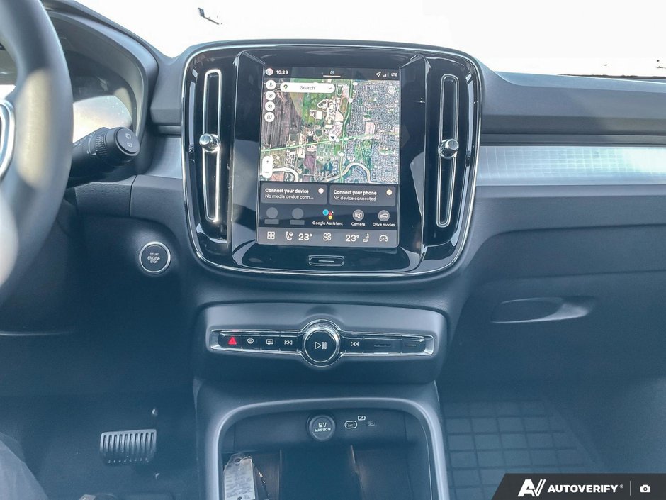 2026 Volvo XC40 Ultra Black Edition-19