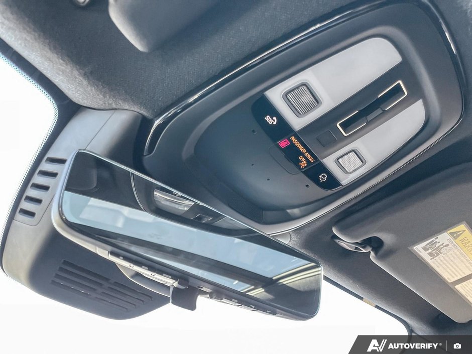 2026 Volvo XC40 Ultra Black Edition-21