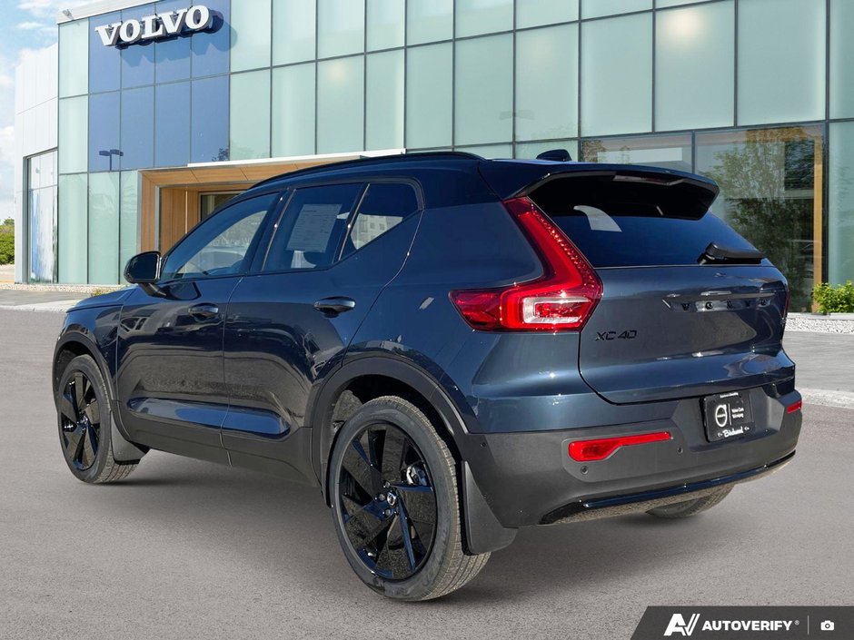 2026 Volvo XC40 Ultra Black Edition-3