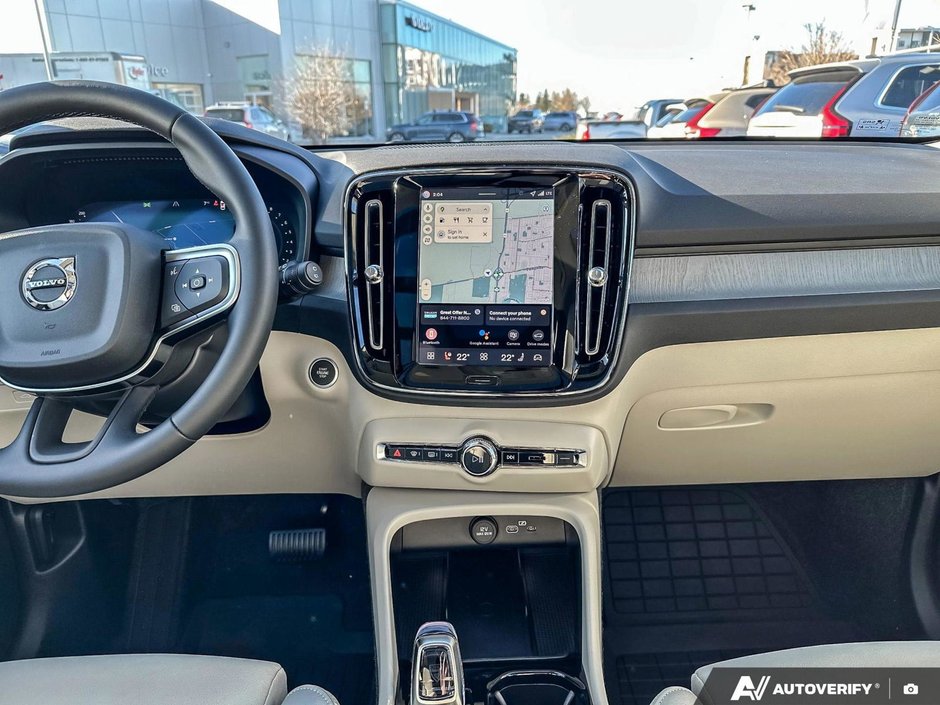 2026 Volvo XC40 Plus Dark Theme-19