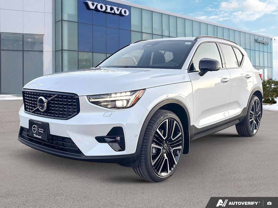 2026 Volvo XC40 Ultra Dark Theme-0