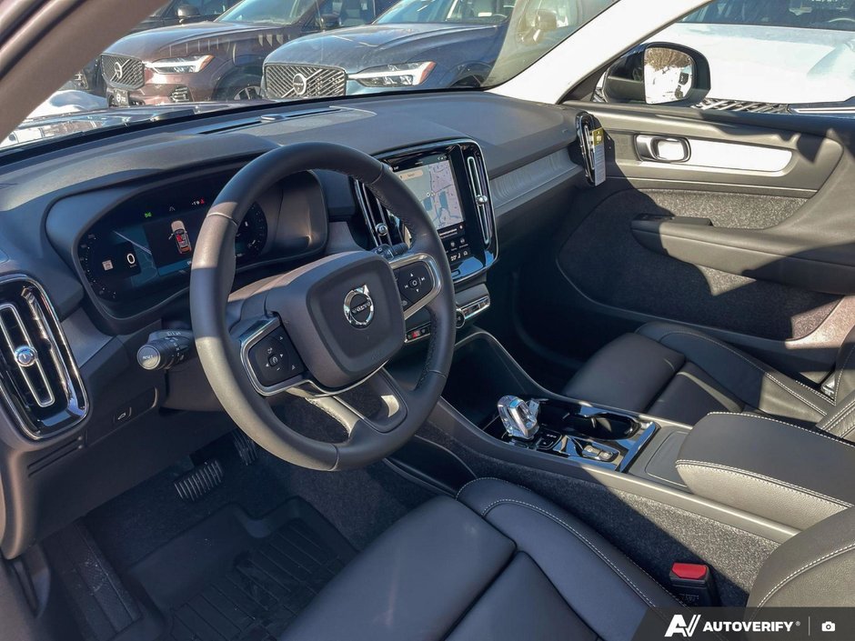 2026 Volvo XC40 Plus Dark Theme-12