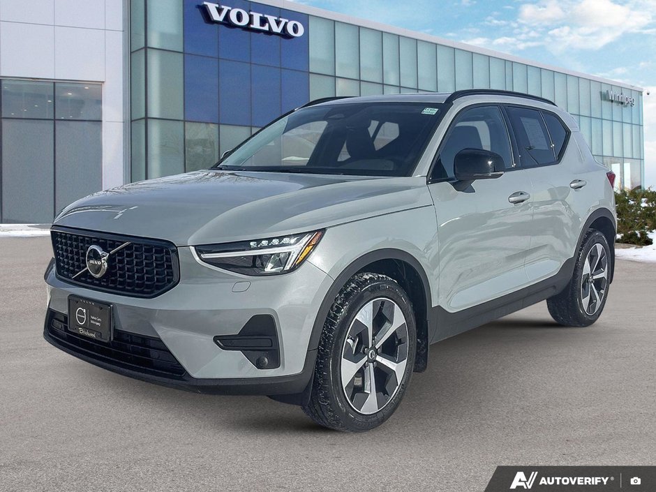 2026 Volvo XC40 Core Dark Theme-0