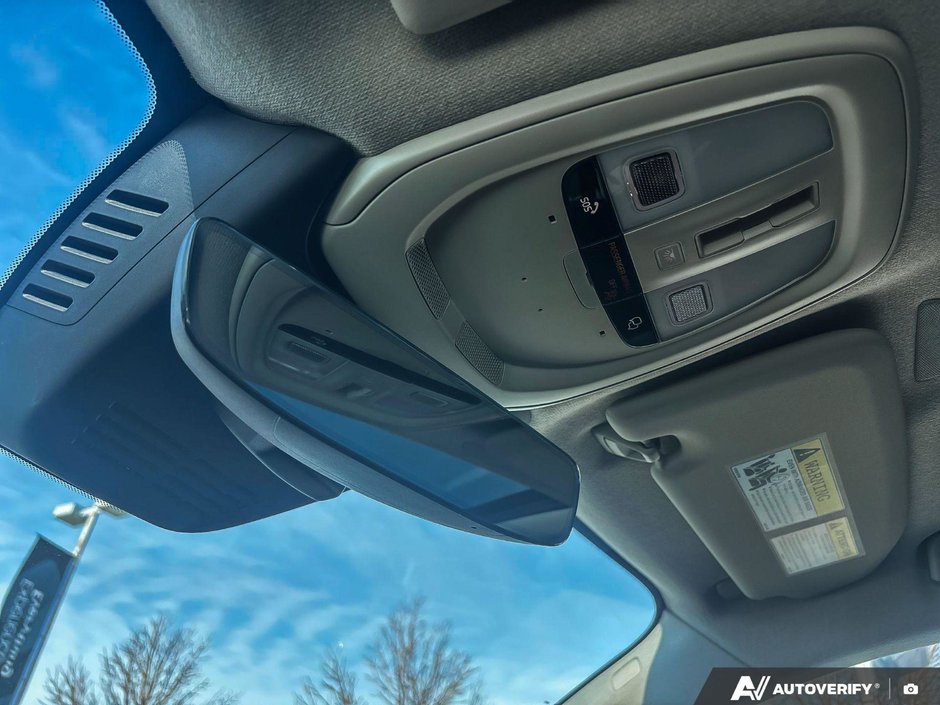 2026 Volvo XC40 Core Dark Theme-20