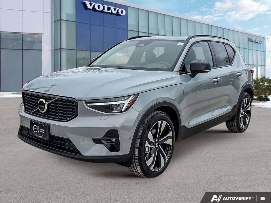 2026 Volvo XC40 Plus Dark Theme-0