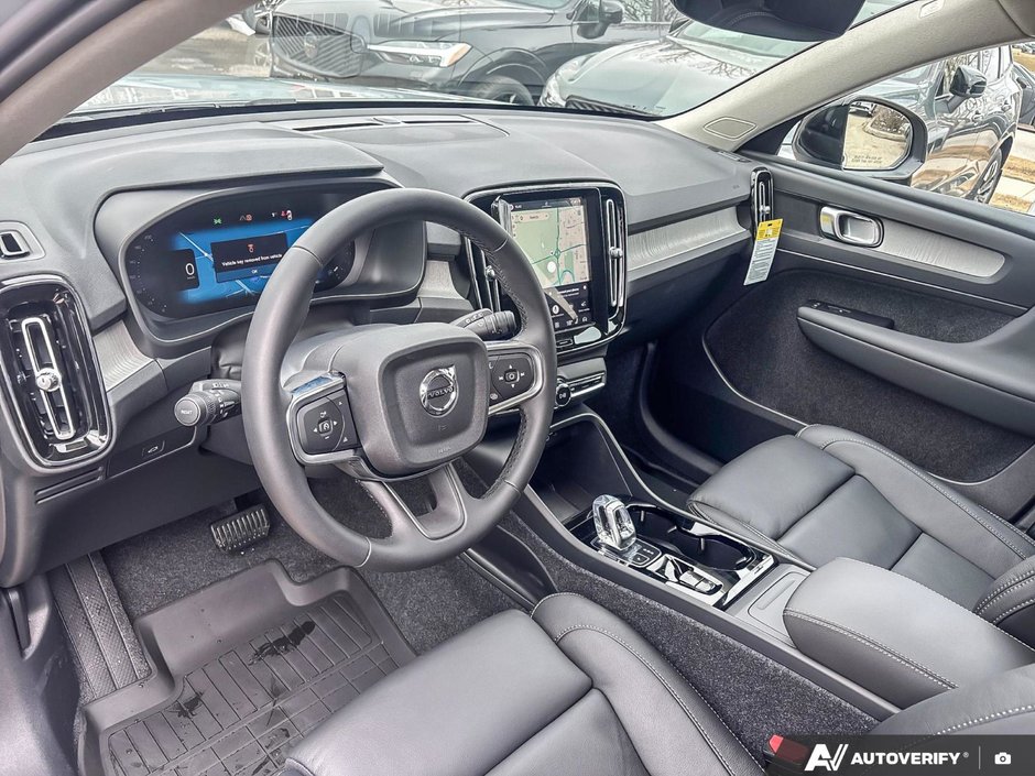 2026 Volvo XC40 Plus Dark Theme-12