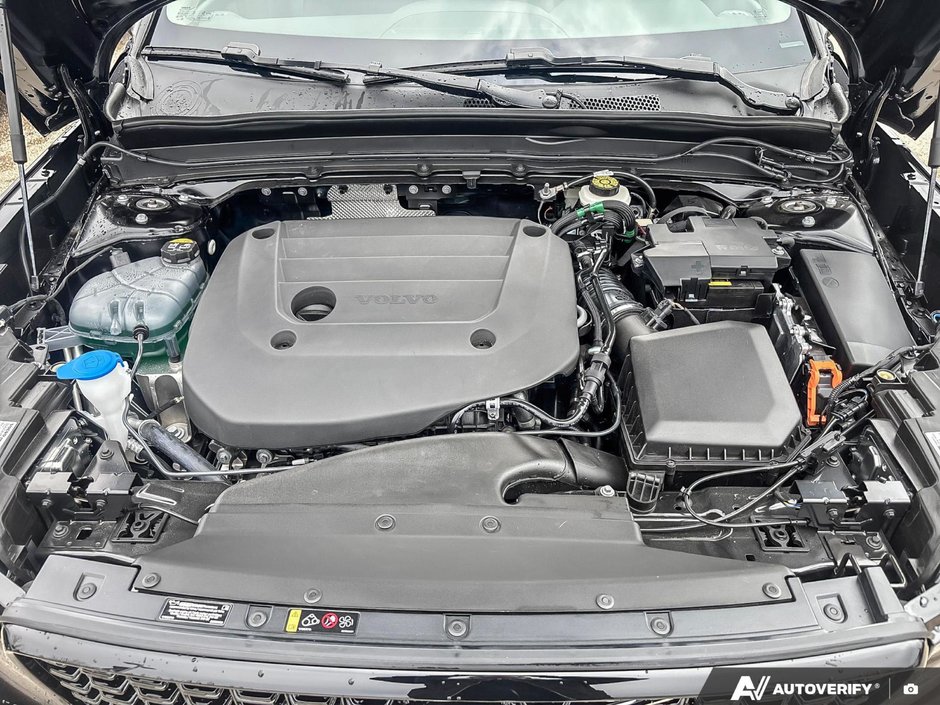 2026 Volvo XC40 Core Dark Theme-6