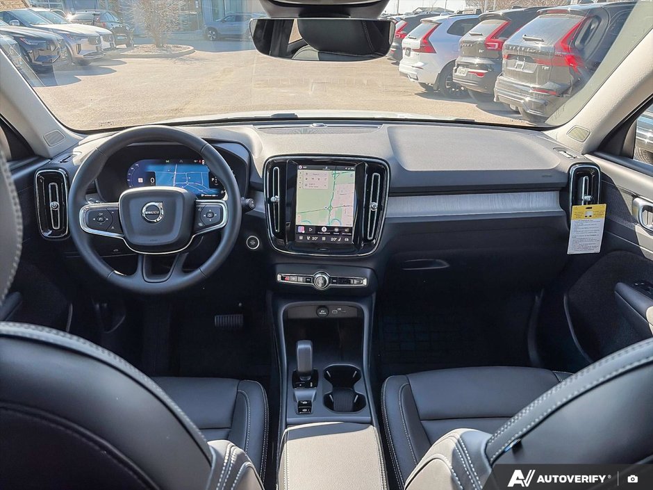 2026 Volvo XC40 Core Dark Theme-24