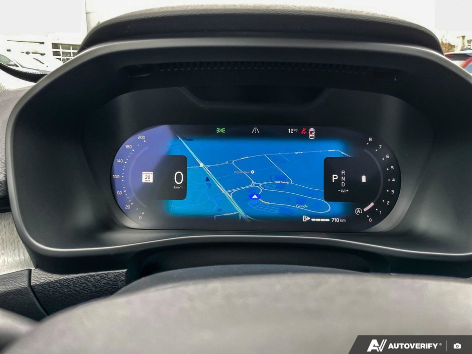 2026 Volvo XC40 Core Dark Theme-15
