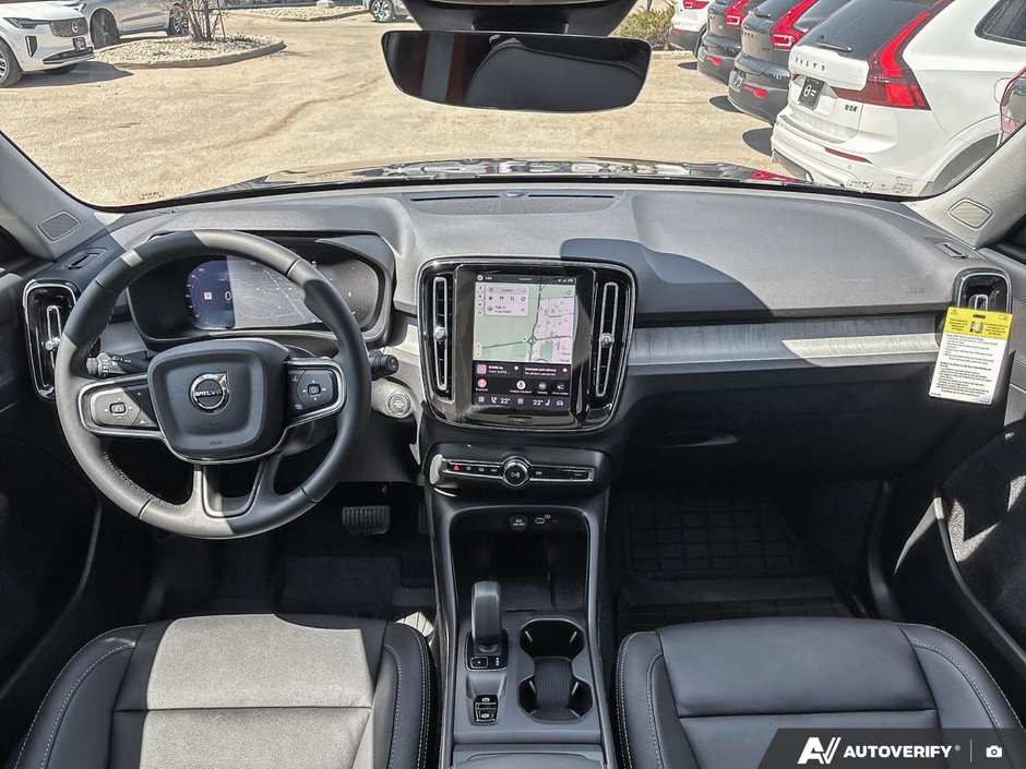 2026 Volvo XC40 Core Dark Theme-23
