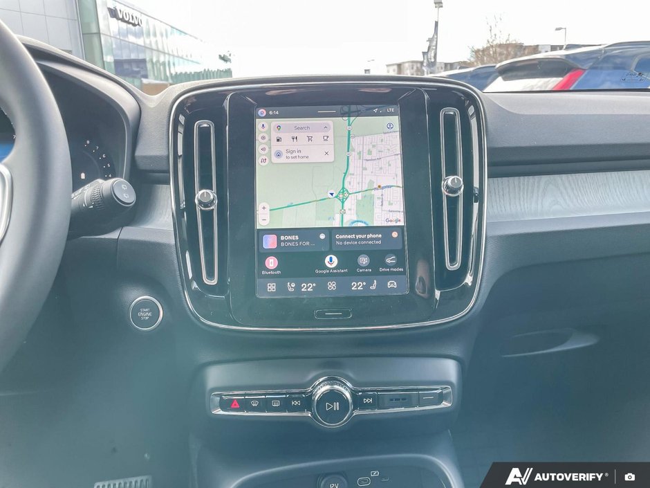 2026 Volvo XC40 Core Dark Theme-18
