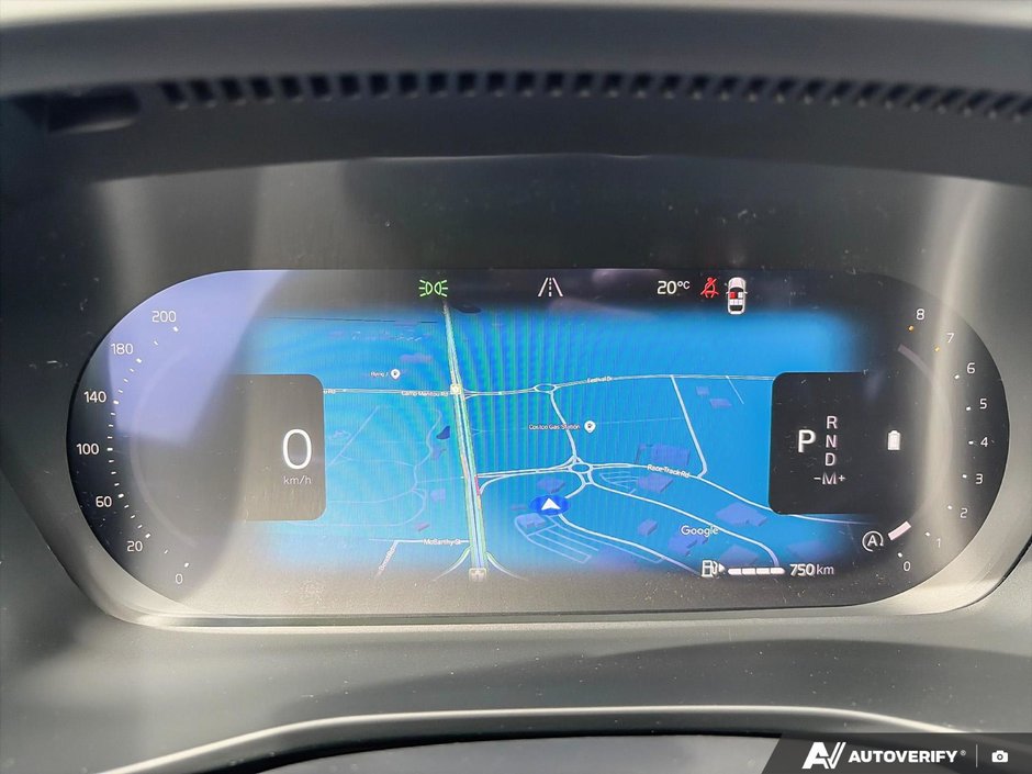 2026 Volvo XC40 Plus Dark Theme-15