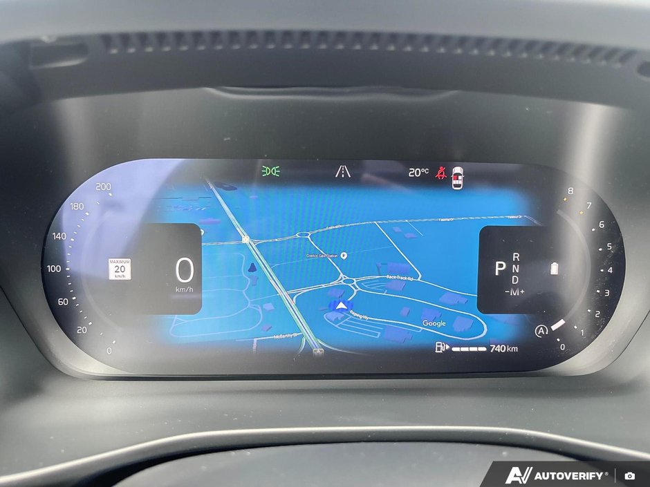 2026 Volvo XC40 Plus Dark Theme-15