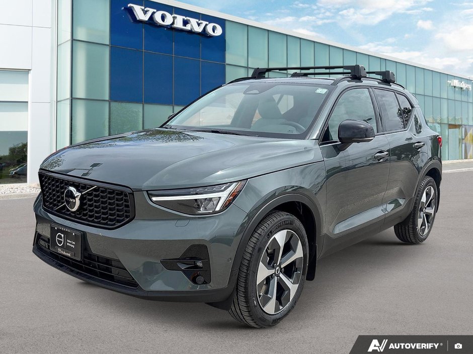 2026 Volvo XC40 Plus Dark Theme-0