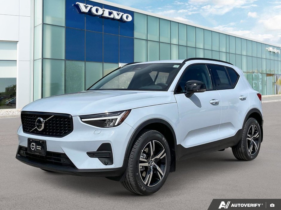 2026 Volvo XC40 Core Dark Theme-0