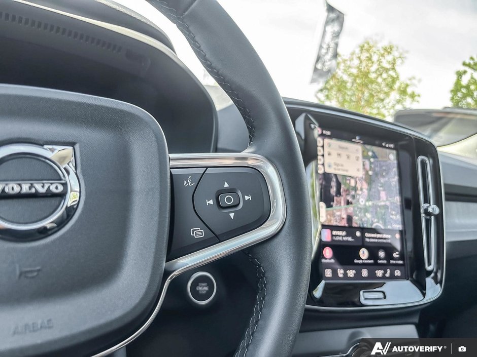 2026 Volvo XC40 Core Dark Theme-15