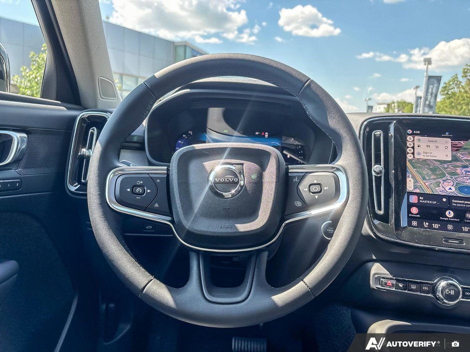2026 Volvo XC40 Core Dark Theme-14