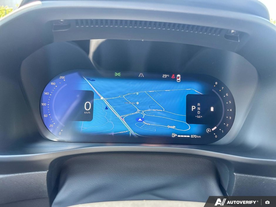 2026 Volvo XC40 Core Dark Theme-15