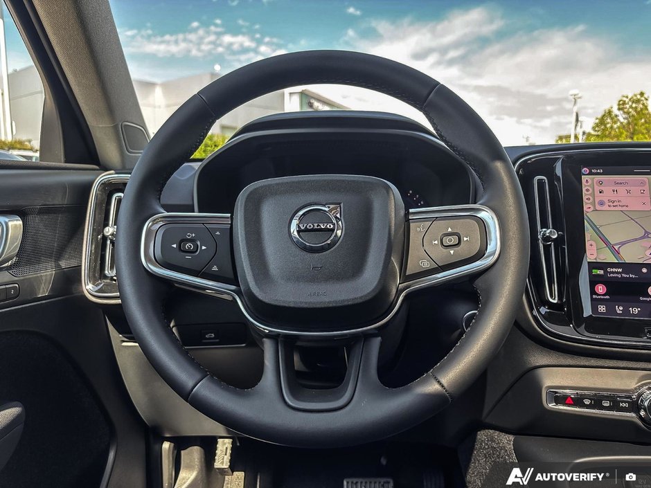 2026 Volvo XC40 Core Dark Theme-14
