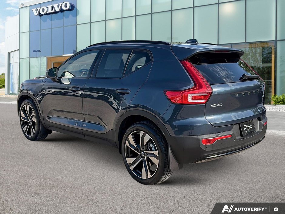 2026 Volvo XC40 Ultra Dark Theme-2