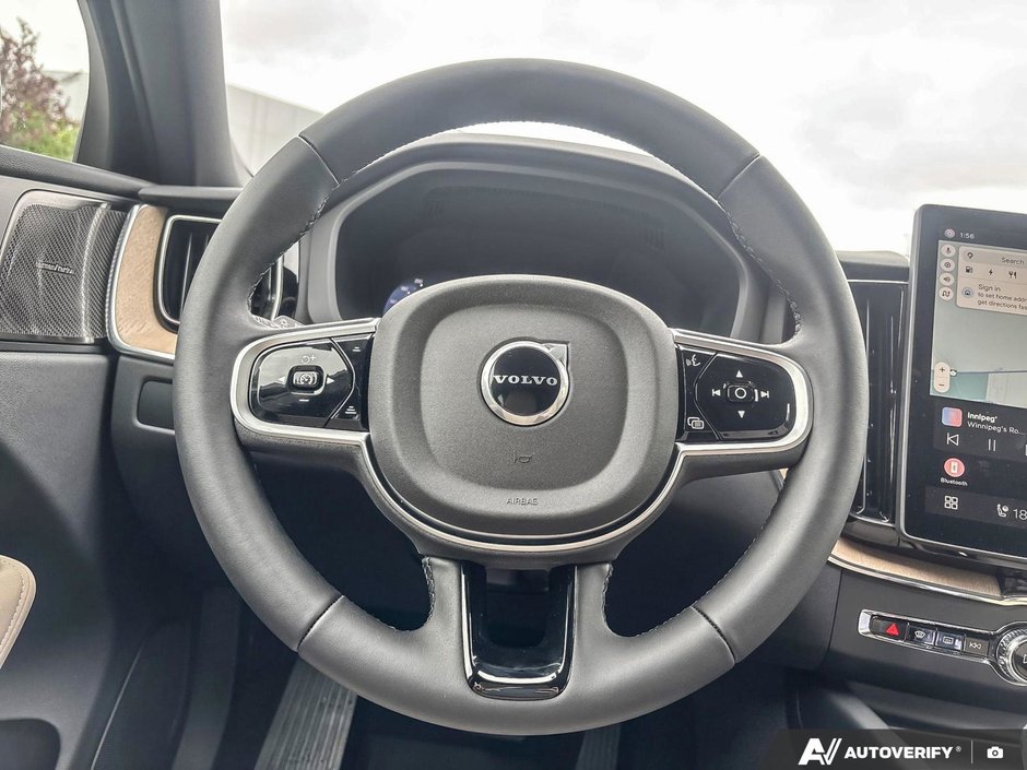 2026 Volvo XC60 Plug-In Hybrid Plus Dark Theme-14