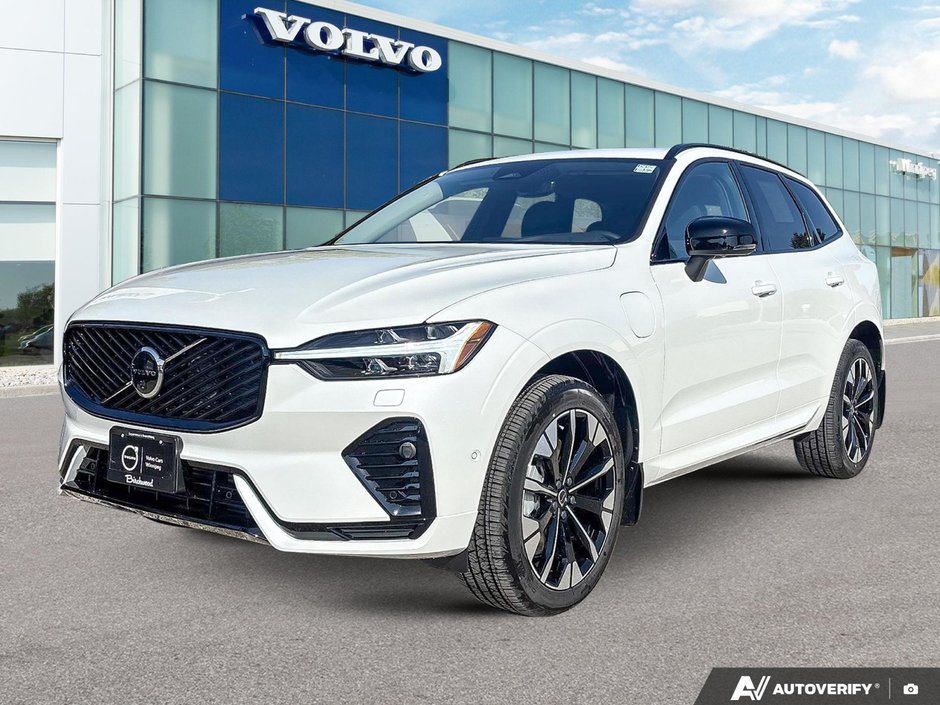 2026 Volvo XC60 Plug-In Hybrid Plus Dark Theme-0
