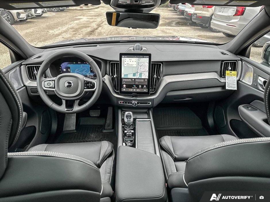 2026 Volvo XC60 Plug-In Hybrid Polestar Engineered-24