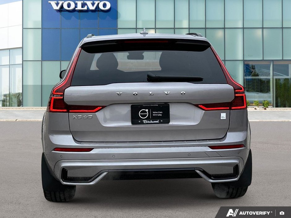 2026 Volvo XC60 Plug-In Hybrid Polestar Engineered-4