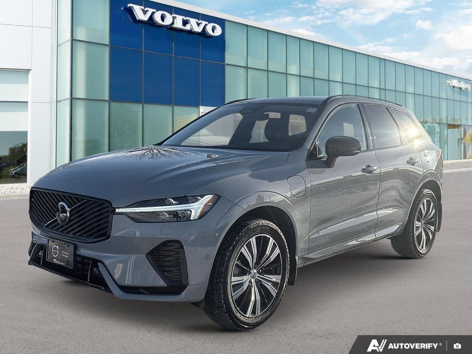2026 Volvo XC60 Plug-In Hybrid Plus Dark Theme-0
