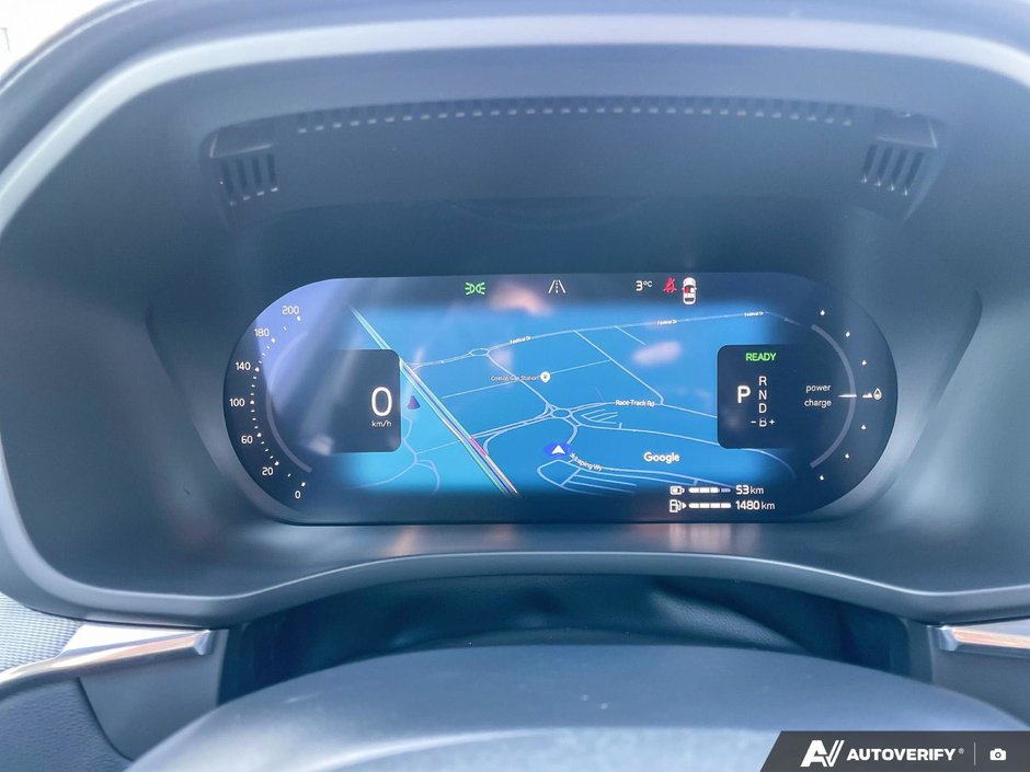 2026 Volvo XC60 Plug-In Hybrid Ultra Black Edition-14