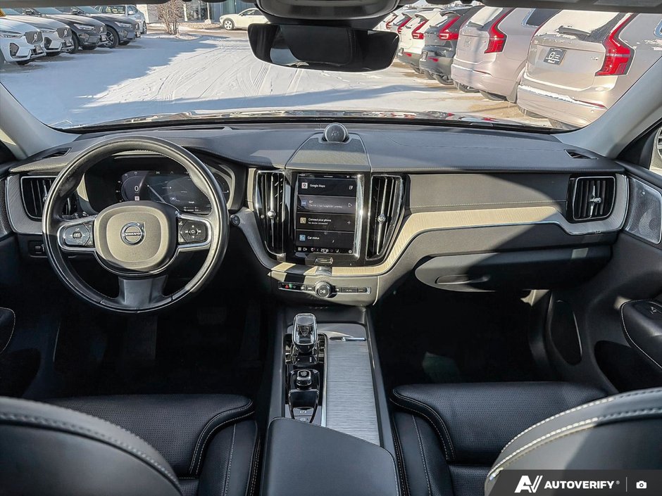 2022 Volvo XC60 Recharge Inscription-24