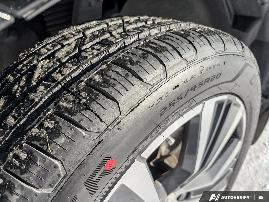 2022 Volvo XC60 Recharge Inscription-10