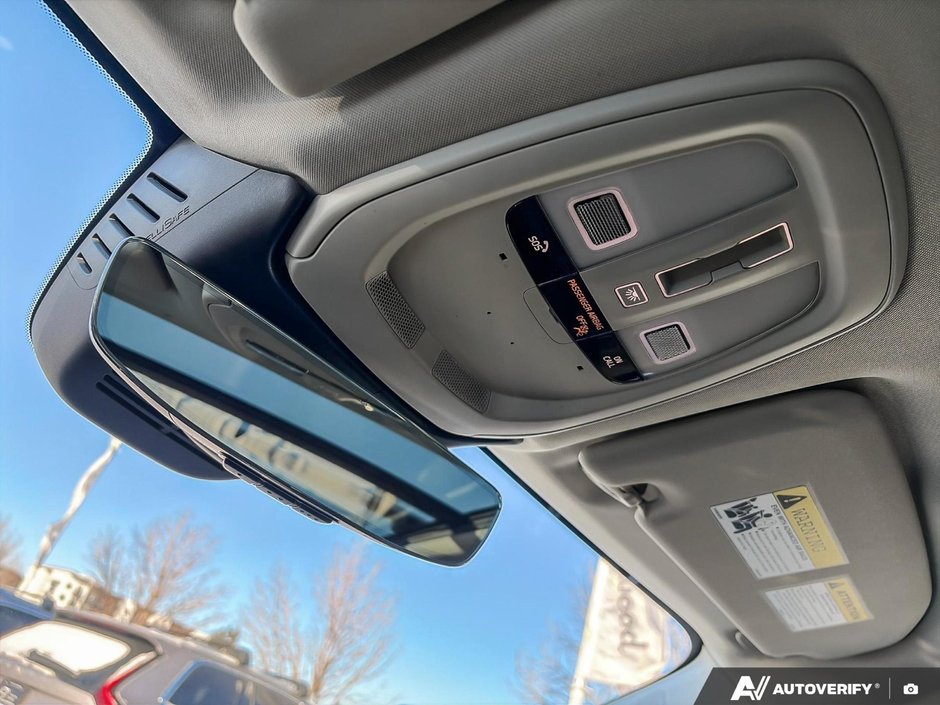 2022 Volvo XC60 Recharge Inscription-21