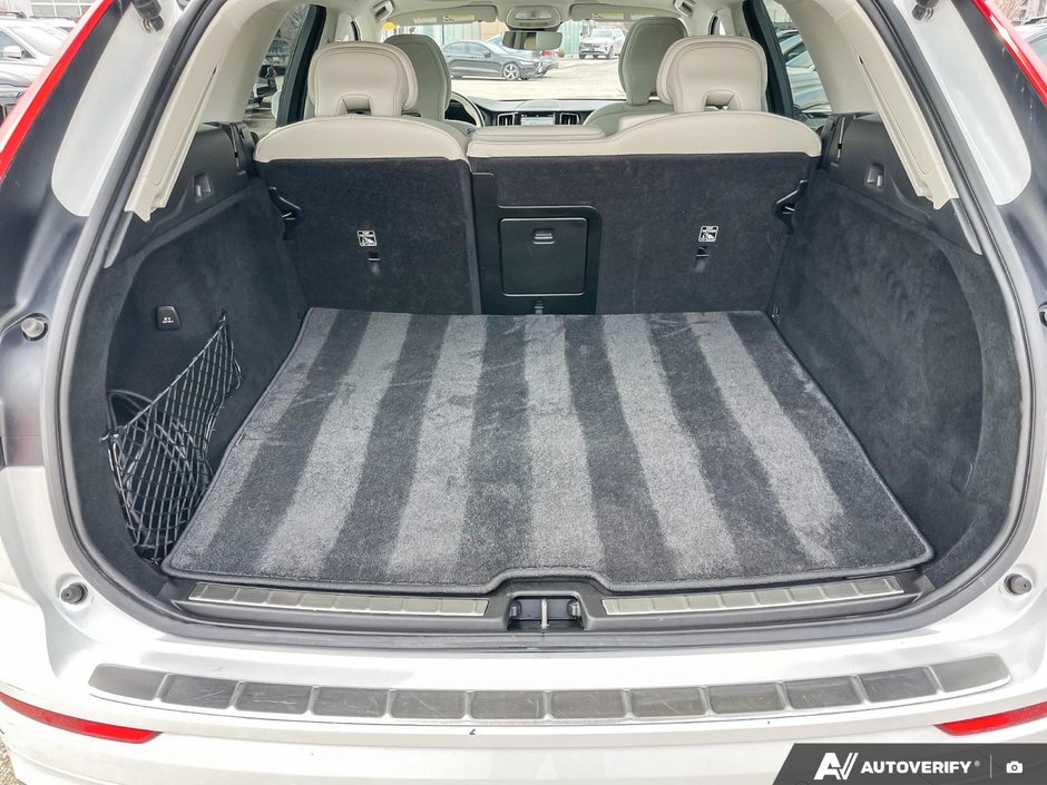 2022 Volvo XC60 Recharge Inscription Expression-7