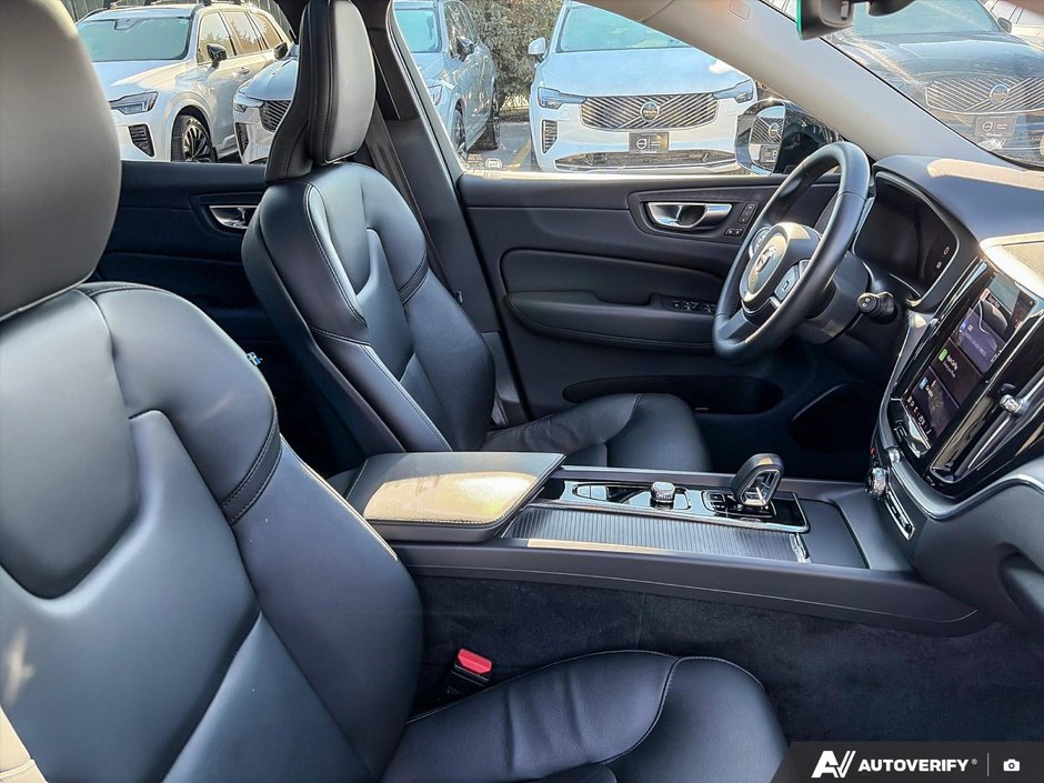 2024 Volvo XC60 Recharge Core Dark Theme-22